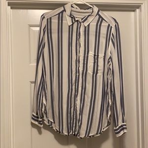 long sleeve American Eagle shirt